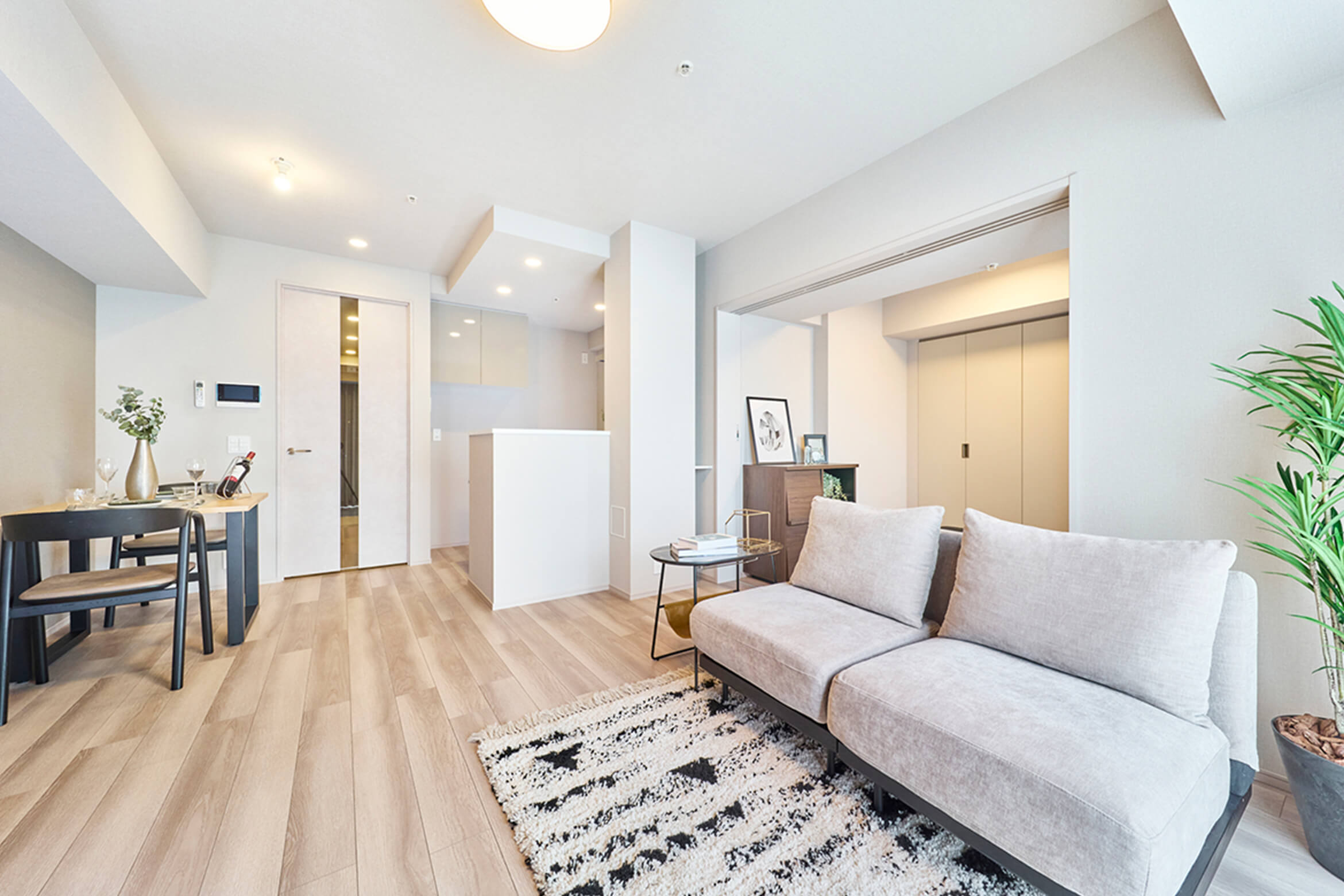 LIVING DINING KITCHEN（C'type）